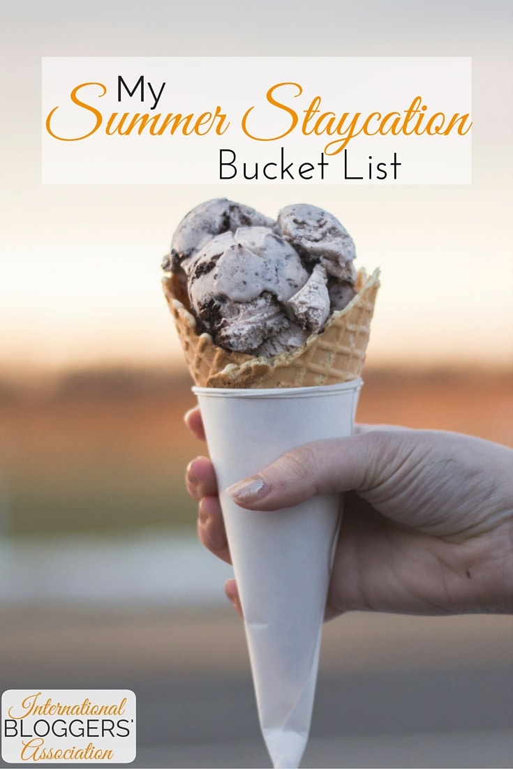 Get your Summer Staycation Bucket List ready! Summer's finally here! Time to enjoy time with family and have some fun. While many of us may be planning to pack up the kids and head out on that annual summer vacation, that's not always a possibility. So how do you plan a fun summer without leaving home? Putting together a great Summer Staycation Bucket List is a great place to start!